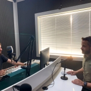 O defensor público Billi Cassiano Scherer concedeu entrevista na rádio Universal Fm de Rodeio Bonito