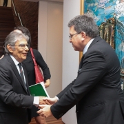 Ministro Carlos Ayres Brito e defensor público-geral Antônio Flávio de Oliveira