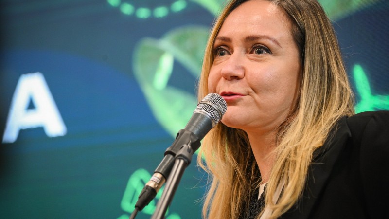 Subdefensora pública-geral do Estado para Assuntos Institucionais, Melissa Torres Silveira, na posse do presidente da FAMURS