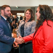 Vice-governador do Estado, Gabriel Souza, e subdefensora pública-geral para Assuntos Institucionais, Silvia Pinheiro de Brum