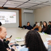 Foto geral da reunião