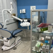 Foto geral de uma sala de enfermagem do CASEMI